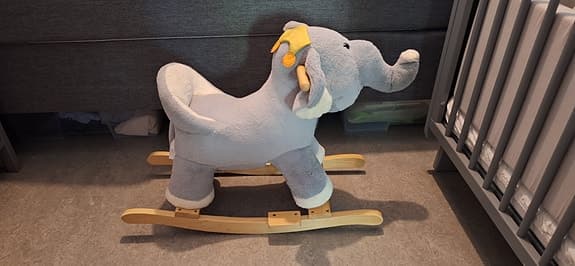 Gungande elefant