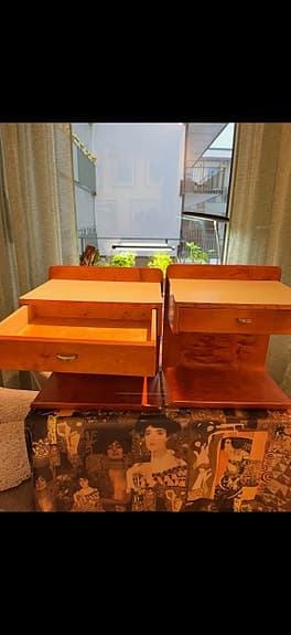Säng bord från nk
