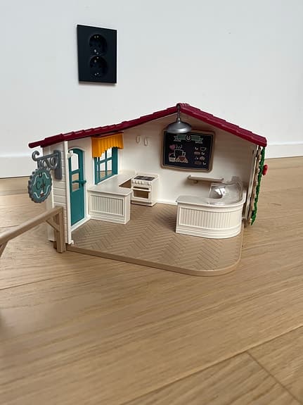 Schleich horse club Café