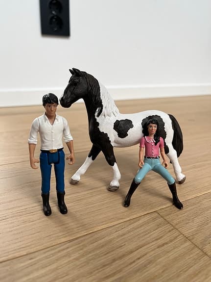 Schleich horse club Café