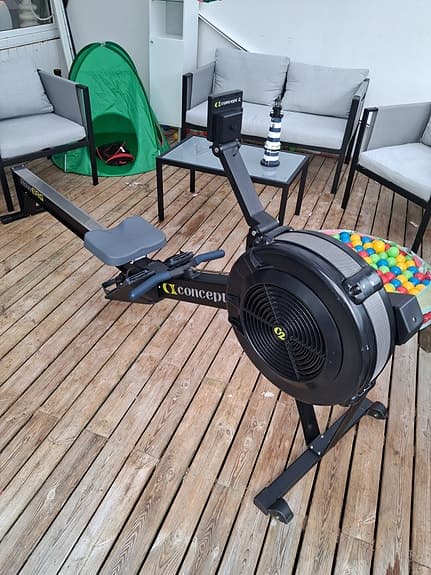 Concept2 roddmaskin svart med PM5-dator