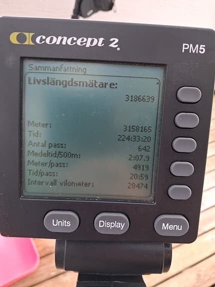 Concept2 roddmaskin svart med PM5-dator