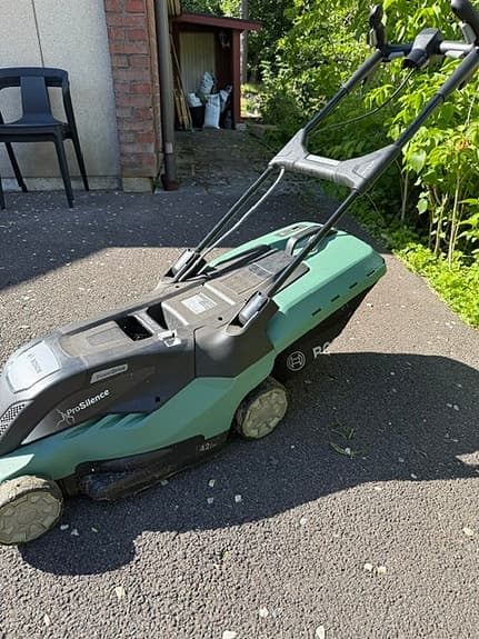 Bra Basch grässklipare / Good Bosch lawn mower!