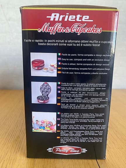 Ariete Muffin & Cupcakes bakmaskin röd