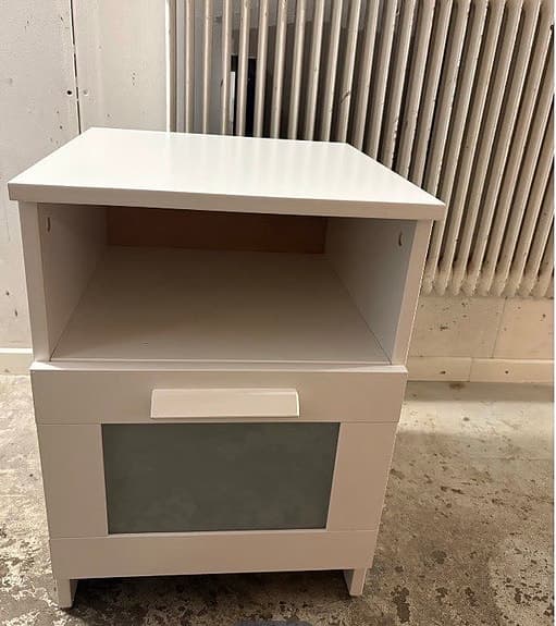 IKEA sängbord BRIMNES