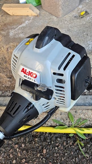 AL-KO BC 225 L bensindriven grästrimmer