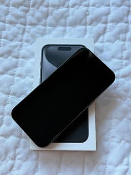 Apple iPhone 15 Pro smartphone 128 GB svart