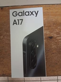 Samsung galaxy A17 helt ny och oanvända ,sälj den 1400kr