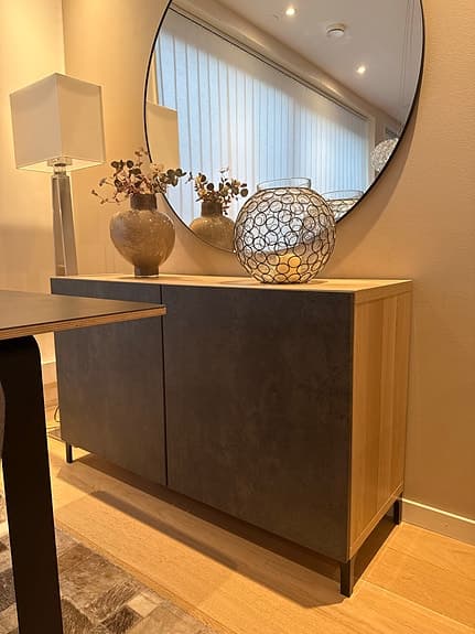 Byrå/ Tv bänk  från IKEA