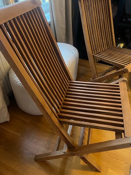 Hopfällbara trästolar i teak-look