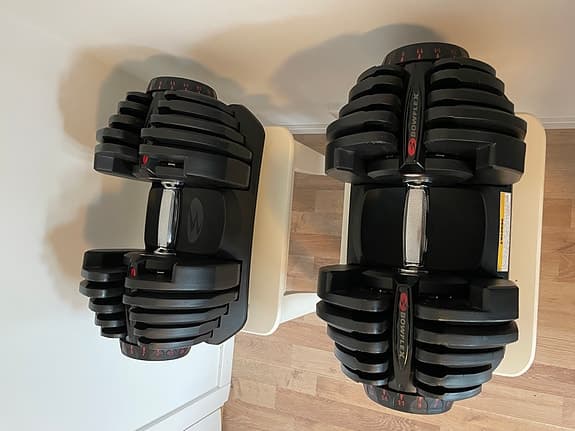Bowflex Select Tech två stycken ställbara hantlar 4-41 kg vardera