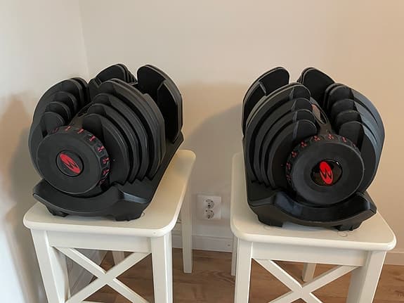 Bowflex Select Tech två stycken ställbara hantlar 4-41 kg vardera