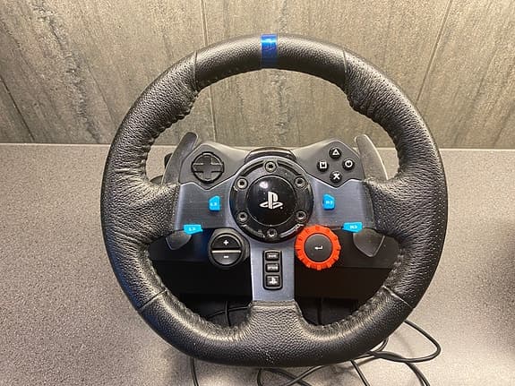 Logitech g29 växelspak medföljer