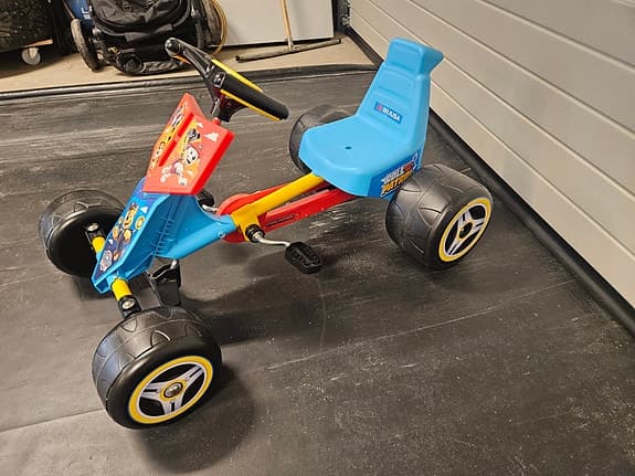 Paw Patrol trampbil gokart för barn