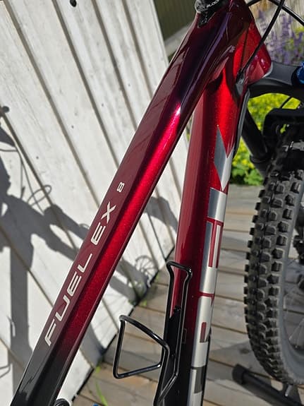 Trek fuel ex 8 29 / Medium/Large / röd svart