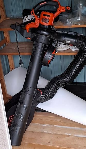 Black & Decker lövsug/blås BEBLV300 3000W