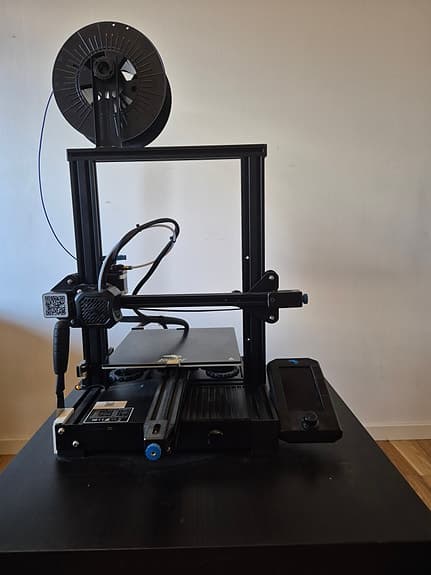 Creality Ender-3 V2 3D-skrivare – Bra skick samt tillbehör