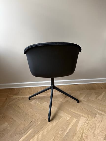 Muuto Fiber Armchair