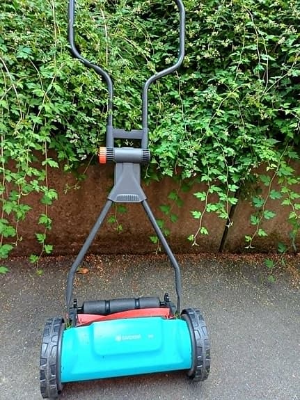 Gräsklippare Gardena 330 Classic