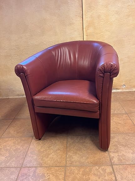 Klubbfotölj i läder