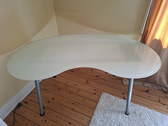 Skrivbord från IKEA