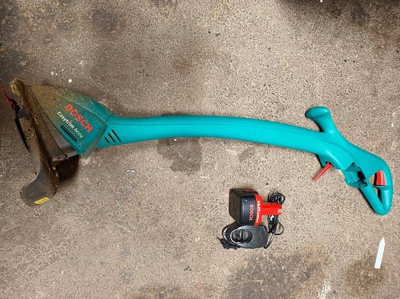 Bosch ART 26 Easytrim Accu grästrimmer 14,4V
