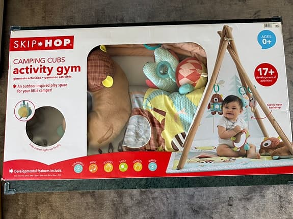 Skip Hop-babygym i serien Camping Clubs