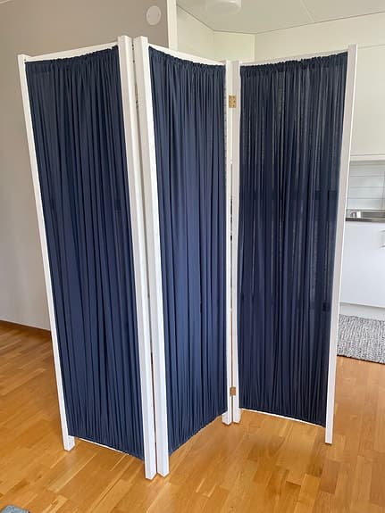 rumsavdelare vikvägg blå/vit