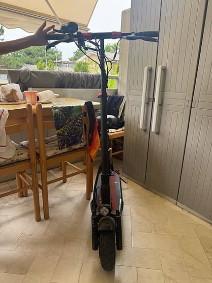 Kukurin M4 – Endast 95 km – Mycket fint skick - Sadel