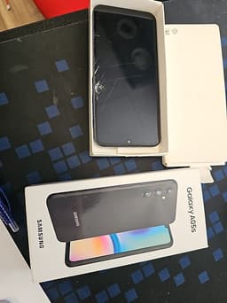 Samsung Galaxy A05 mobiltelefon 64 GB svart
