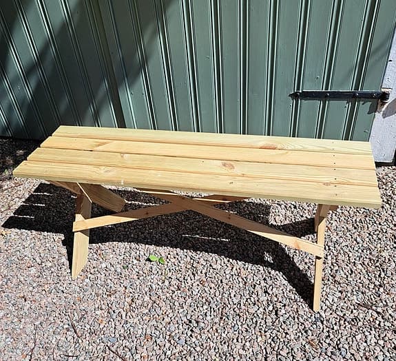 Träbänk