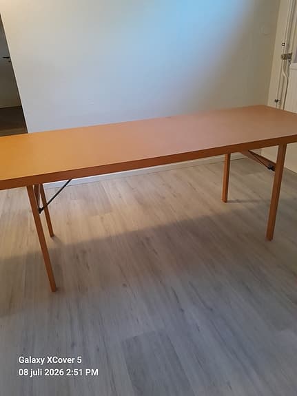 Hopfällbart bord
