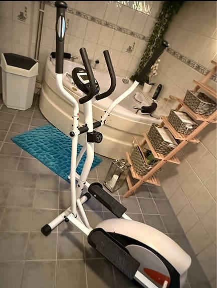 MaxFit crosstrainer vit/svart