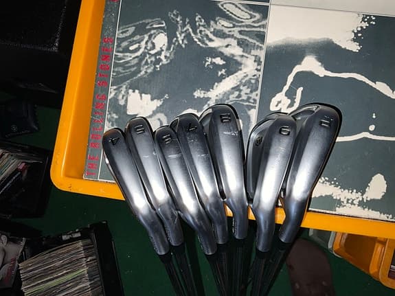 Golfklubbor järnset Bettinardi CB 4-PW Dynamic Gold Stiff