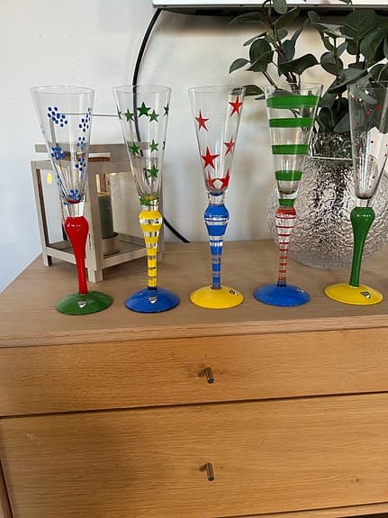 Orrefors färgglada champagneglas med mönster