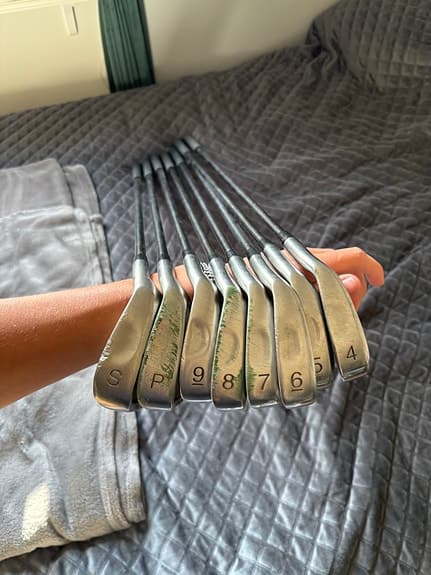 MI Golf MI Classic järnklubbor set 4–9