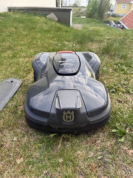 Husqvarna Automower 415X robotgräsklippare