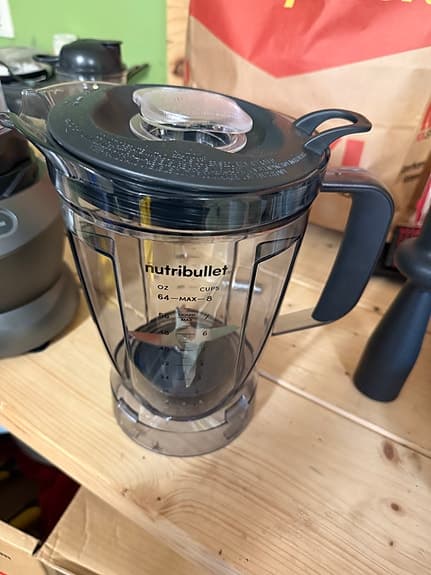 Nutribullet mixer med kanna och to-go muggar