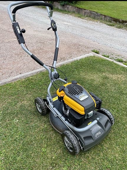 Stiga Multiclip Plus 50 S bensindriven gräsklippare