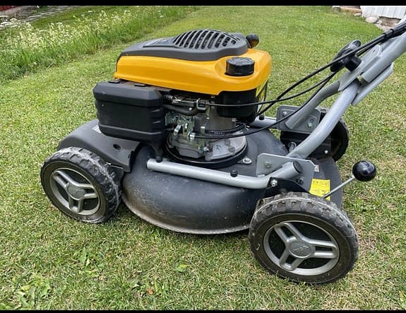 Stiga Multiclip Plus 50 S bensindriven gräsklippare