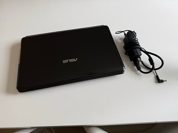 Asus Laptop 15"