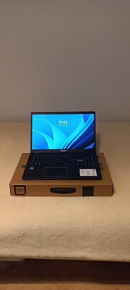 Asus E510 15"