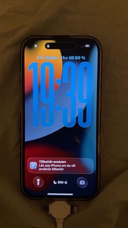 Apple iPhone 16 256 GB svart