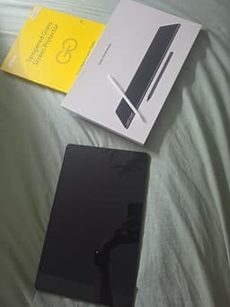 Samsung galaxy tab s11 ultra 5G 256 GB carbon Fiber skin, garanti skärmskydd