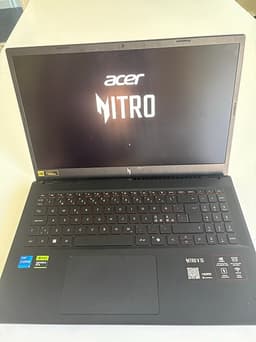 Nästan ny Acer Nitro V 15 – RTX 5050 / 16GB RAM Garanti 1 år, finns kvitto