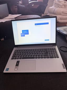 Lenovo laptop 15,6 tum silver