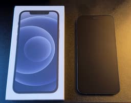 Apple iPhone 12, 64 GB Svart