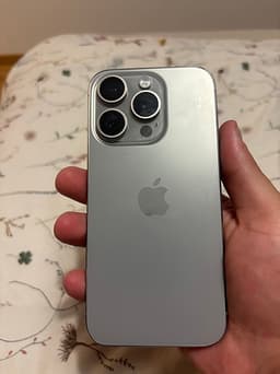 Apple iPhone 15 Pro mobil 128 GB naturlig titan