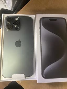 Apple iPhone 15 Pro Max 1 TB titanblå