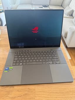 Asus ROG Zephyrus G16 (2024)